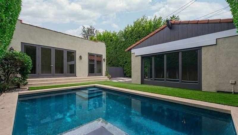 Charlize Theron bungalov evini 1,8 milyon dolara satışa çıkardı!