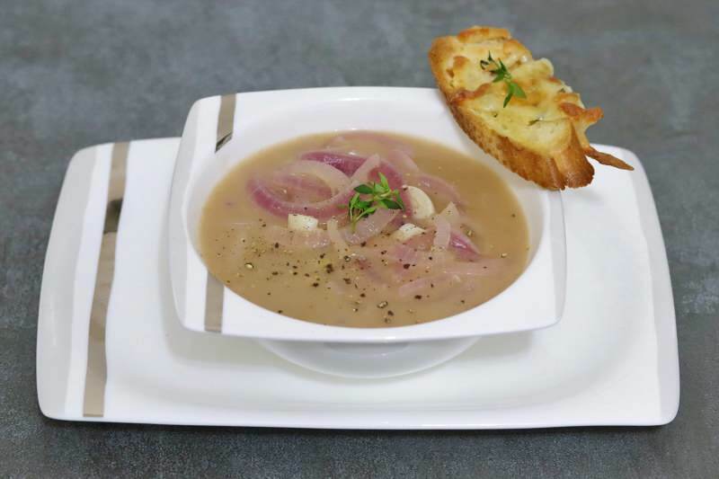 En kolay soğan çorbası nasıl yapılır? Fransız usulü enfes soğan çorbası tarifi