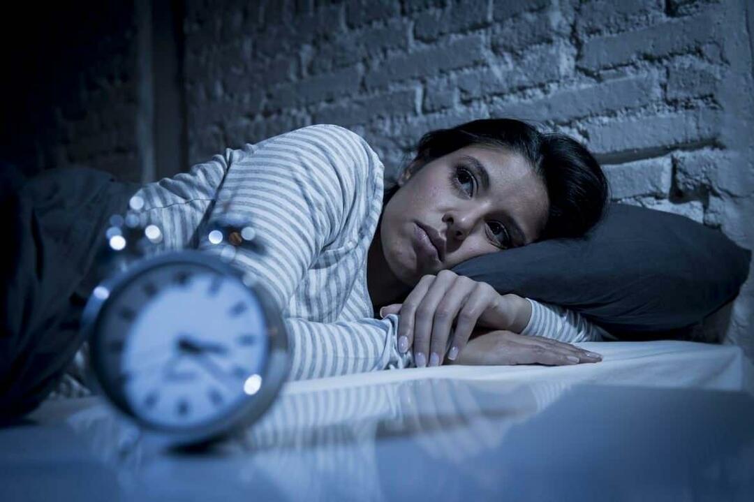 Uykusuzluk sorunu nasıl çözülür? İşte uykusuzluğa neden olan 5 vitamin eksiliği