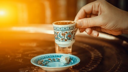 Türk kahvesinin yanında ne iyi gider?