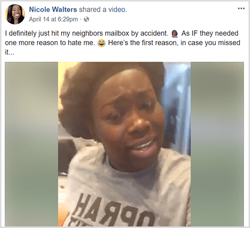 Nicole Walters, yanlışlıkla komşusunun posta kutusuna çarptığını söyleyen bir tanıtım metni içeren bir Facebook videosu yayınladı. Nicole siyah bir başörtüsü ve gri bir tişört giyiyor.