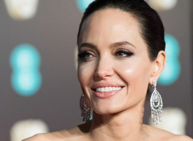 Angelina Jolie paylaşımları
