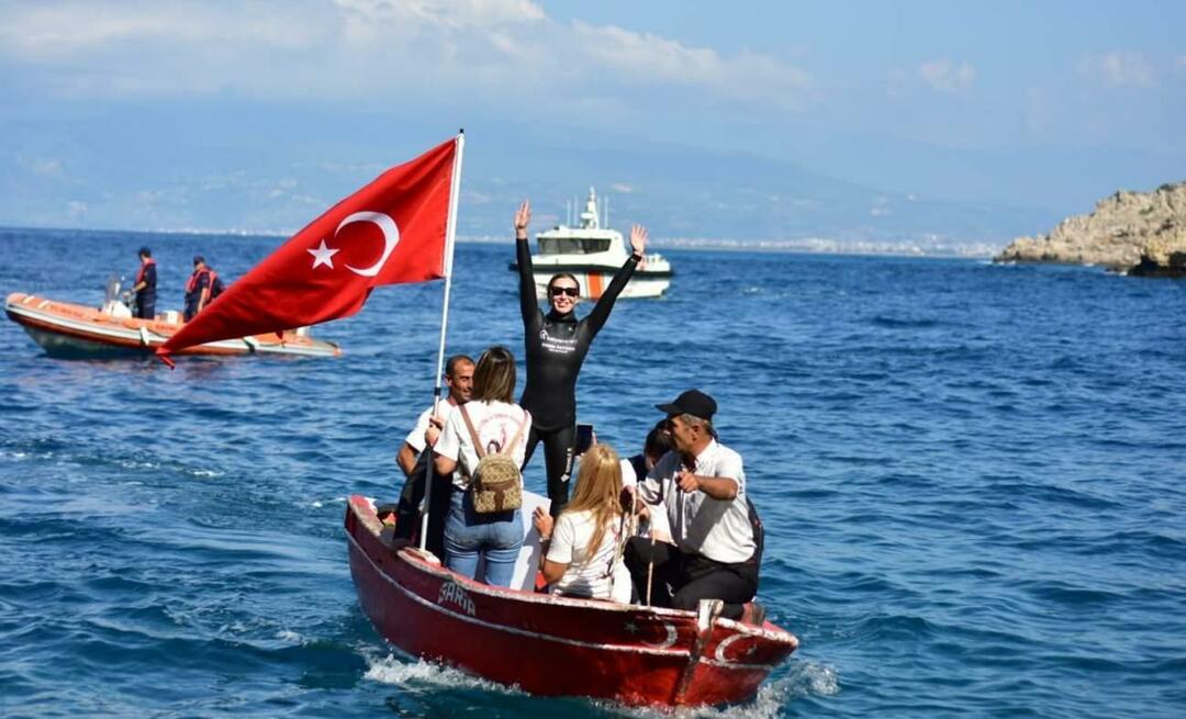 Şahika Ercümen'den Cumhuriyet'in 100. yılında yeni dünya rekoru!