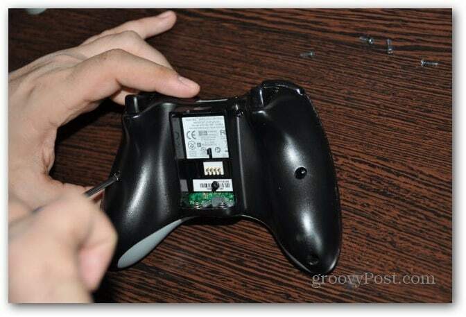 Xbox 360 denetleyicisi analog parmak çubuklarını değiştirmeyi değiştir