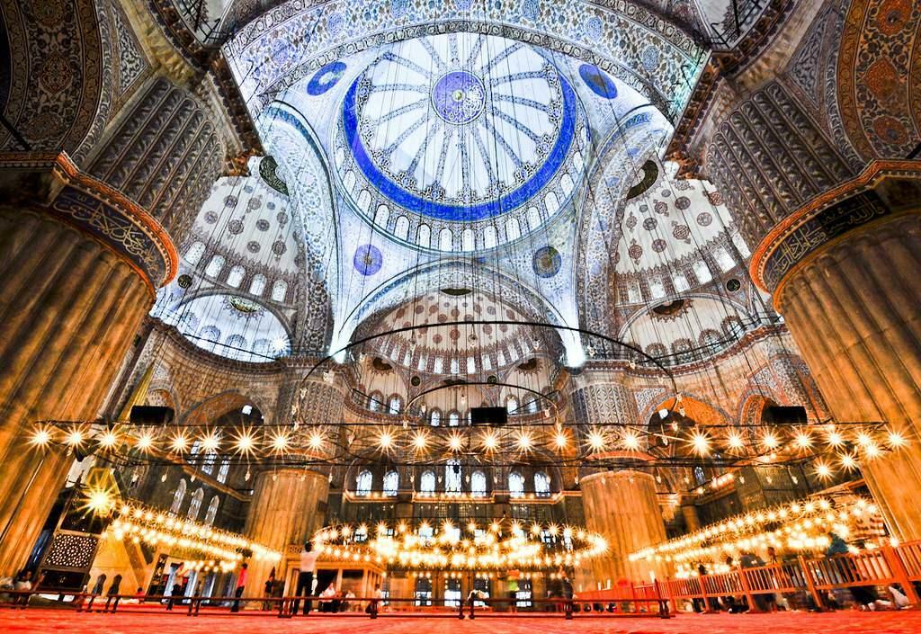 Sultanahmet camii içi 