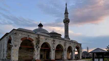 Muradiye Camii nerede ve nasıl gidilir? Türk Çini Sanatı'nın izlerini taşıyan bir başyapıt