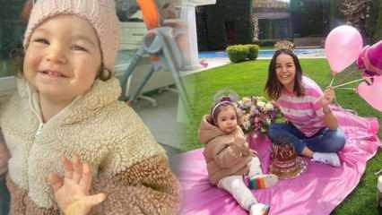 Şarkıcı Bengü'den kızı Zeynep'e doğum günü pastası! Zeynep bebek 1 yaşında...