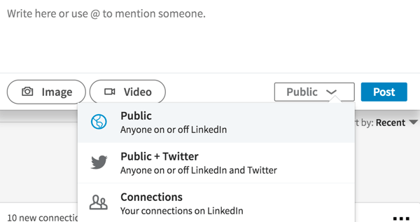 Bir LinkedIn gönderisini herkese görünür yapmak için açılır listeden Herkese Açık'ı seçin.