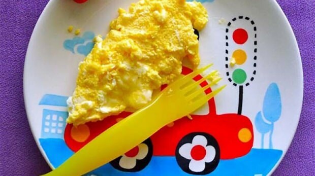 Bebek omleti nasıl yapılır? Bebekler için kolay ve pratik doyurucu omlet tarifleri