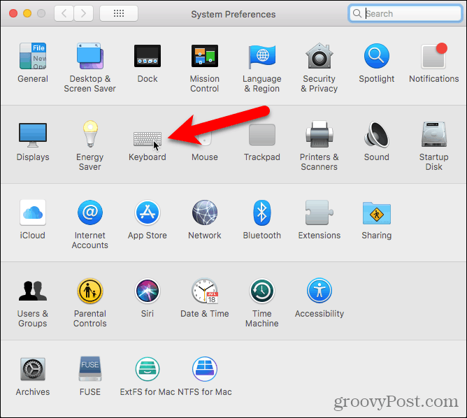 Mac'te Sistem Tercihleri'nde Klavye'yi tıklayın