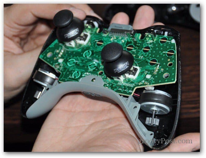 Xbox 360 denetleyicisi analog parmak çubuklarını değiştirin