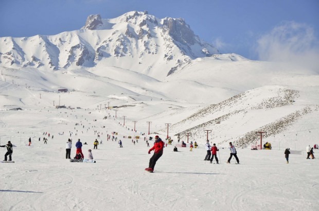Erciyes kayak merkezine nasıl gidilir? Kayseri'de neler yapılır ve ne yenir?