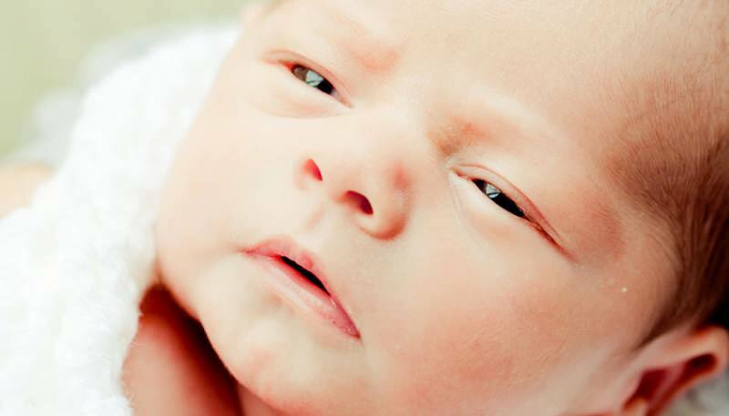 Bebeklerin göz rengi ne zaman netleşir? Bebeklerin göz rengi ne zaman belli olur?