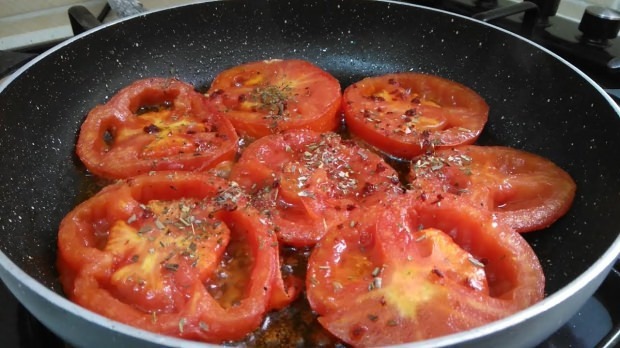 pişirilmiş domates