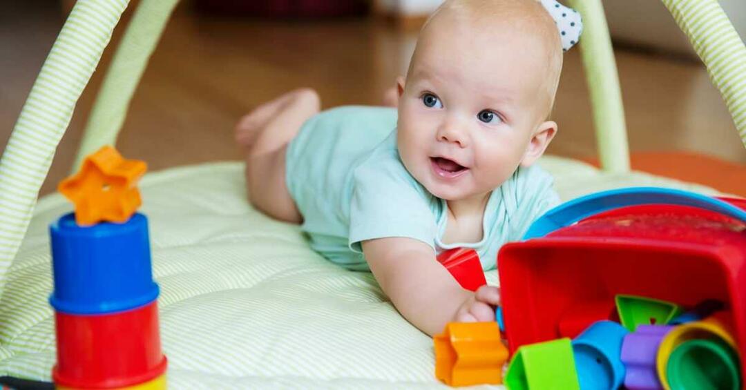Bebeğinizle vakit geçirirken büyük keyif alabilirsiniz! İşte bebeklerle eğlenmenin yolları