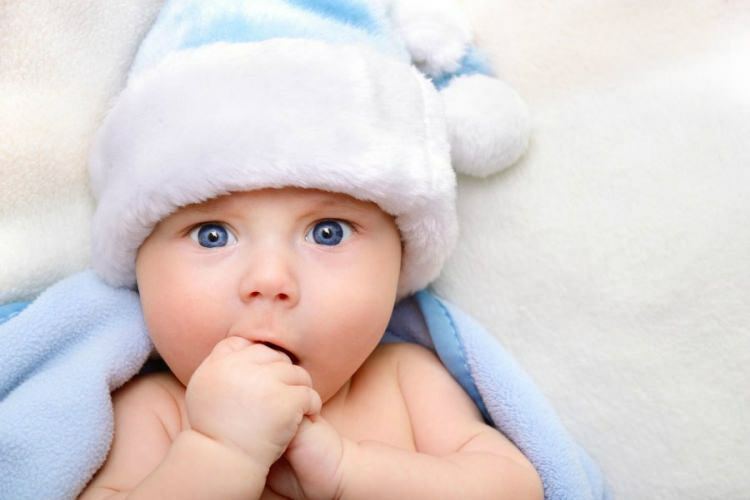 Bebek kıyafeti alırken nelere dikkat edilmeli?