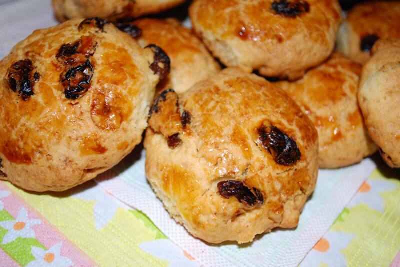 En kolay kuru üzümlü kurabiye nasıl yapılır? Kuru üzümlü kurabiye tarifi