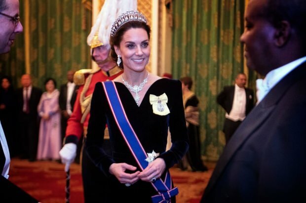 Kraliçe Elizabeth’in Kate Middleton'a hediye ettiği gerdanlık