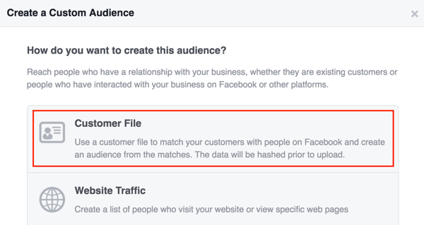 Bir müşteri listesi kullanarak bir Facebook özel hedef kitlesi oluşturun.