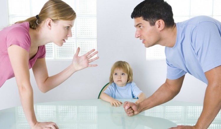 Anne-baba ilişkisinin çocuğa etkisi