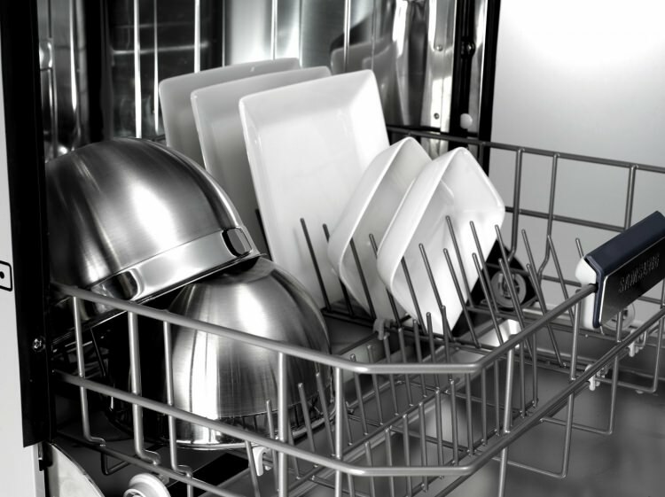 Bulaşık makinesi nasıl daha iyi yıkar?