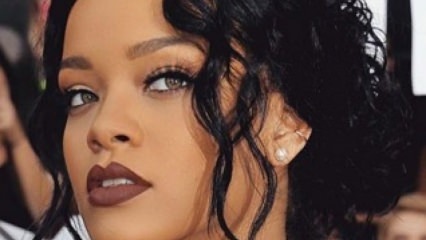 Rihanna'dan hayranlarına yeni albüm müjdesi!