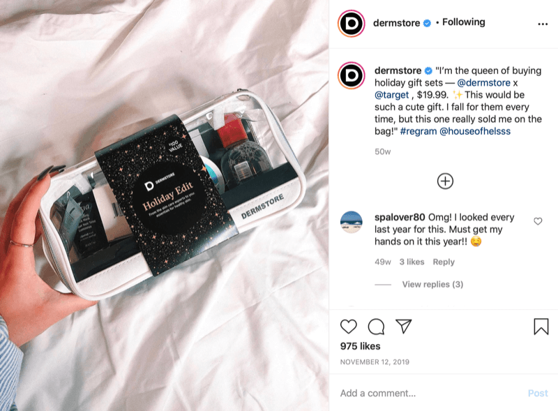 @dermstore, satış fiyatını belirterek ve satışın gerçekleştiği yerde @target etiketleyerek instagram gönderisinde bulunan ve paylaşılan mevsimsel bir hediye örneği