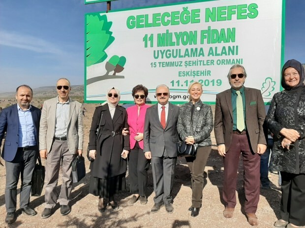 Ünlü isimlerden 'Geleceğe Nefes Ol' kampanyasına destek!