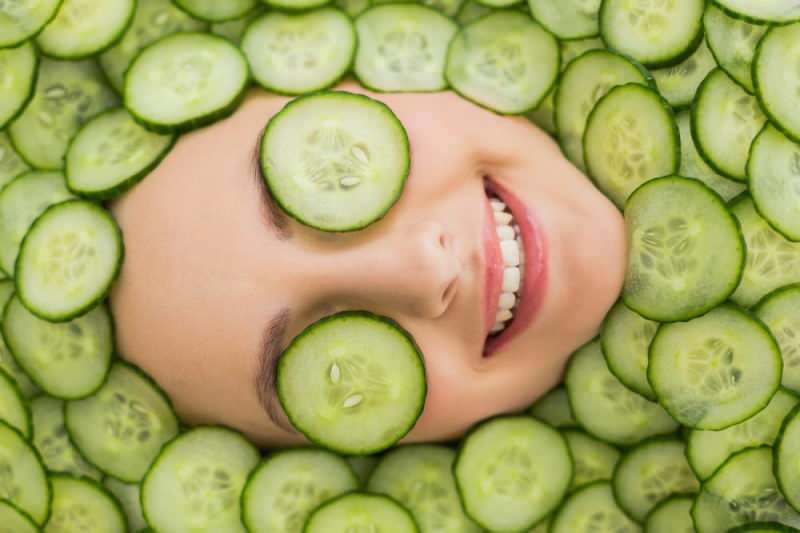 Salatalığın cilde faydaları nelerdir? Evde salatalık maskesi ne işe yarar?