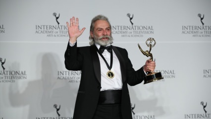  Emmy ödülü usta oyuncu Haluk Bilginer gururlandırmaya devam ediyor! 