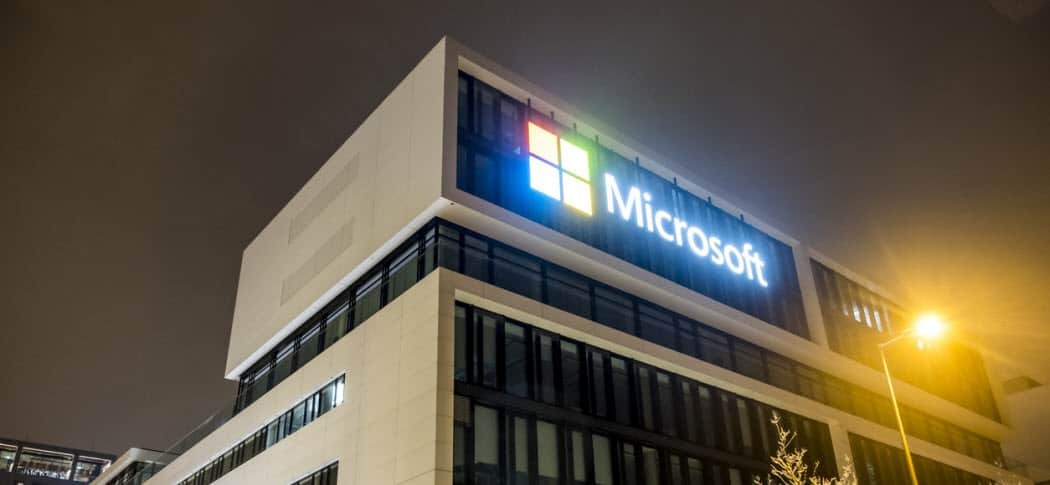Microsoft, Windows 10 19H1 Insider Preview Build 18252'yi Sunar