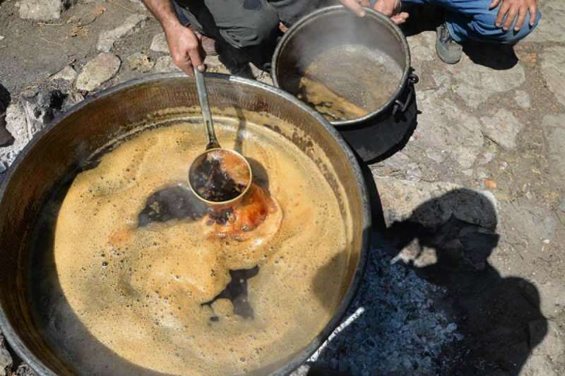 Pekmez toprağının içindeki bilinmeyen gerçek! Pekmez toprağı nedir ve ne işe yarar?