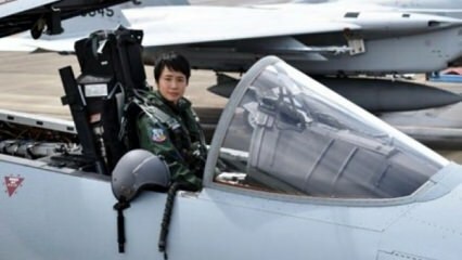 İlk kadın savaş pilotu!