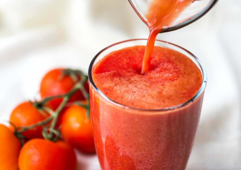 bir bardak domates suyu vücuttaki iltihabı temizler