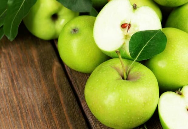 Elma diyeti nasıl yapılır? Ödem atan yeşil elma...