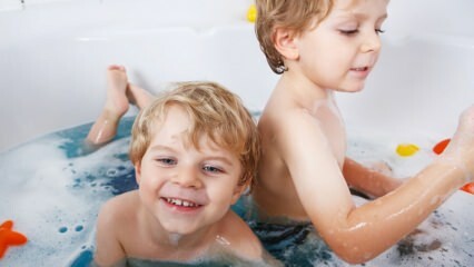 Büyük çocuğa banyo nasıl yaptırılmalı? 
