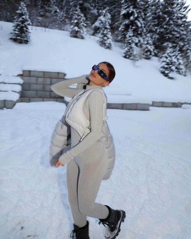  Kylie Jenner'ın en iyi kış kombinleri