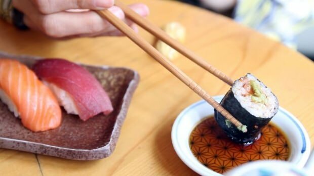 Suşhi nasıl yenir? Evde sushi nasıl yapılır? Sushinin püf noktaları nelerdir?