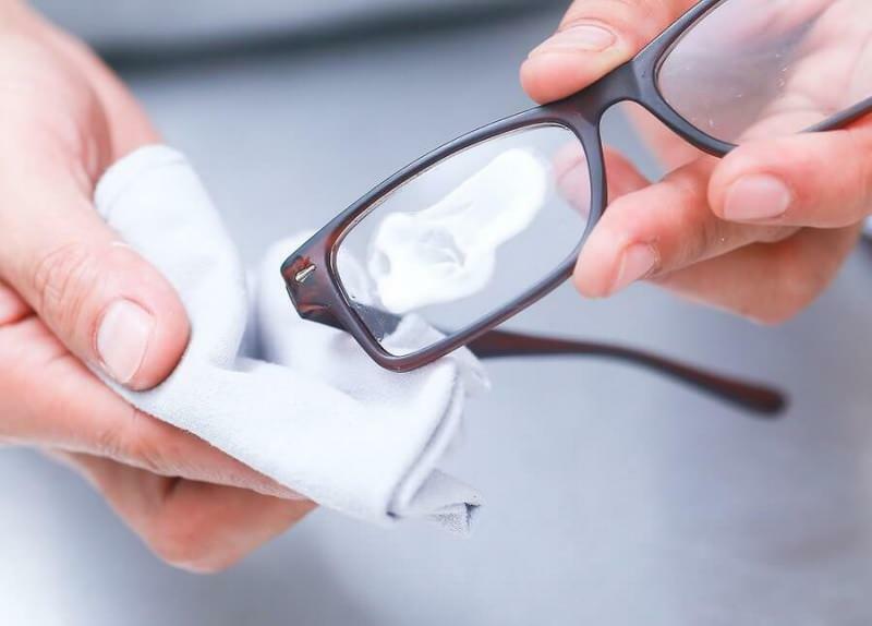 gözlük camındaki çizikler nasıl yok edilir