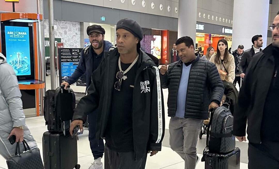 Efsane futbolcu Ronaldinho İstanbul'a geldi!