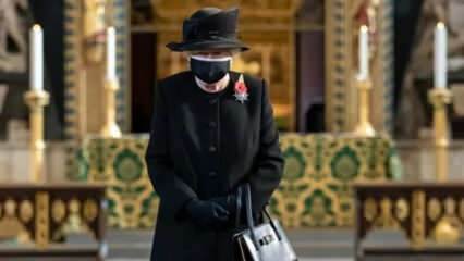 Kraliçe Elizabeth ilk kez halk içinde maskeli görüntülendi!